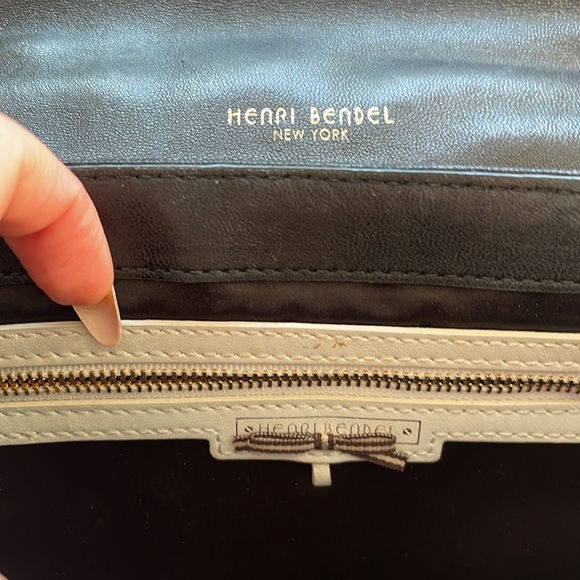 Henri Bendel 712 Quilted Leather Crossbody - Picture 4 of 8